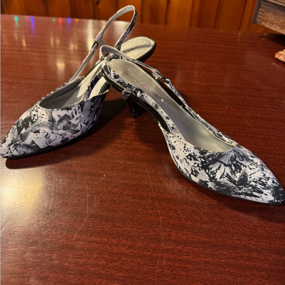 Bandolino Monochrome Abstract Slingback Heels